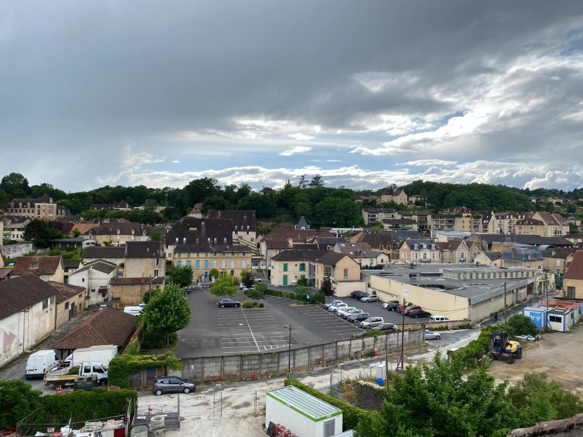 Residence Les Trois Jardins Avec Wifi Et Parking Gratuit Сарла-ла-Канеда Екстер'єр фото