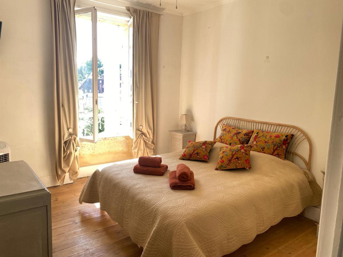 Residence Les Trois Jardins Avec Wifi Et Parking Gratuit Сарла-ла-Канеда Екстер'єр фото
