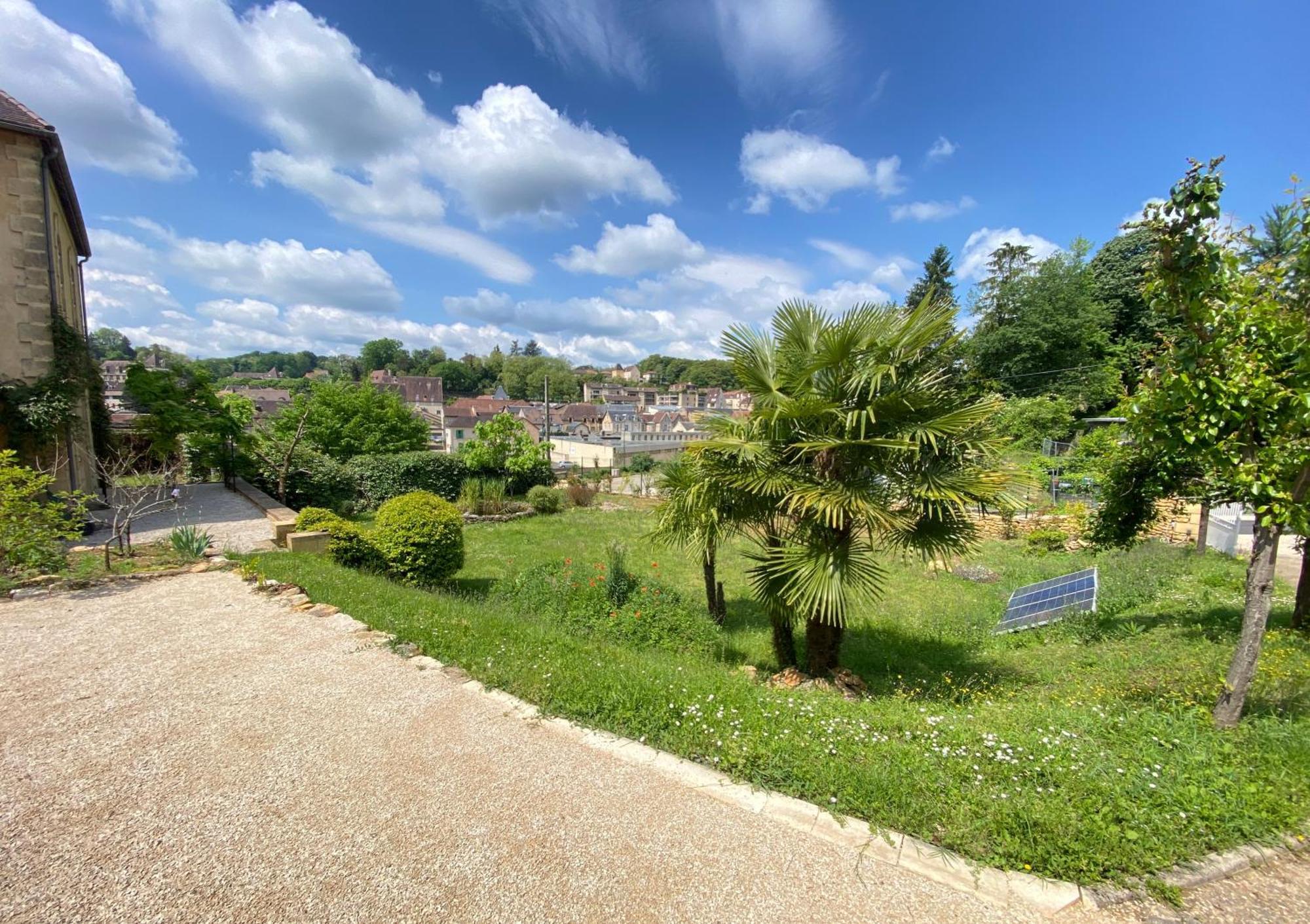 Residence Les Trois Jardins Avec Wifi Et Parking Gratuit Сарла-ла-Канеда Екстер'єр фото