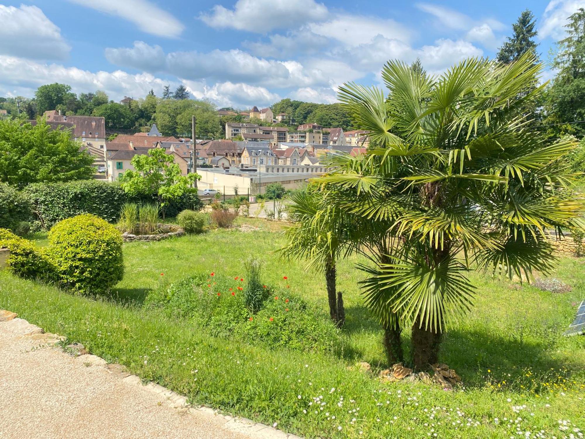 Residence Les Trois Jardins Avec Wifi Et Parking Gratuit Сарла-ла-Канеда Екстер'єр фото