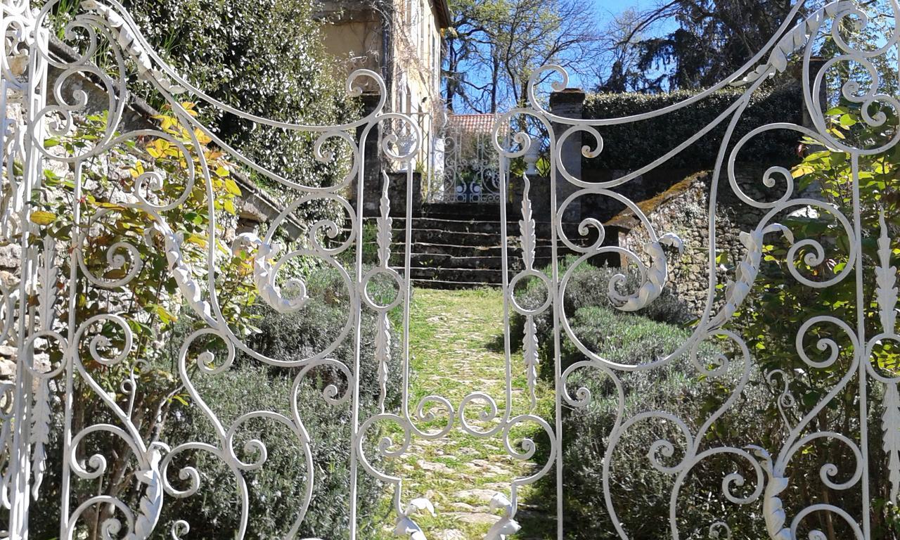 Residence Les Trois Jardins Avec Wifi Et Parking Gratuit Сарла-ла-Канеда Екстер'єр фото